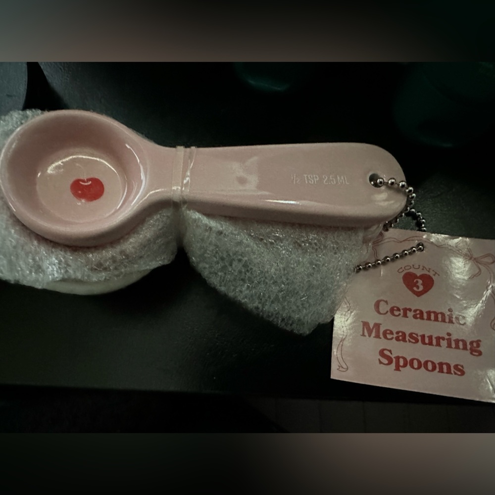 Pink Ceramic Measuring Spoon Set